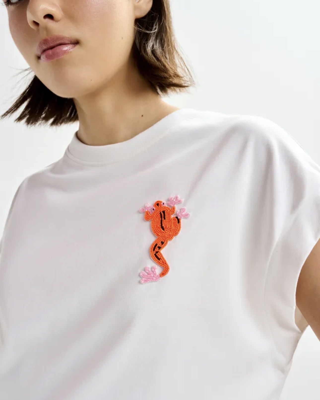 T-shirt applicazione corallini Essentiel ESSENTIEL Abbigliamento e accessori > Abbigliamento - dettaglio 7