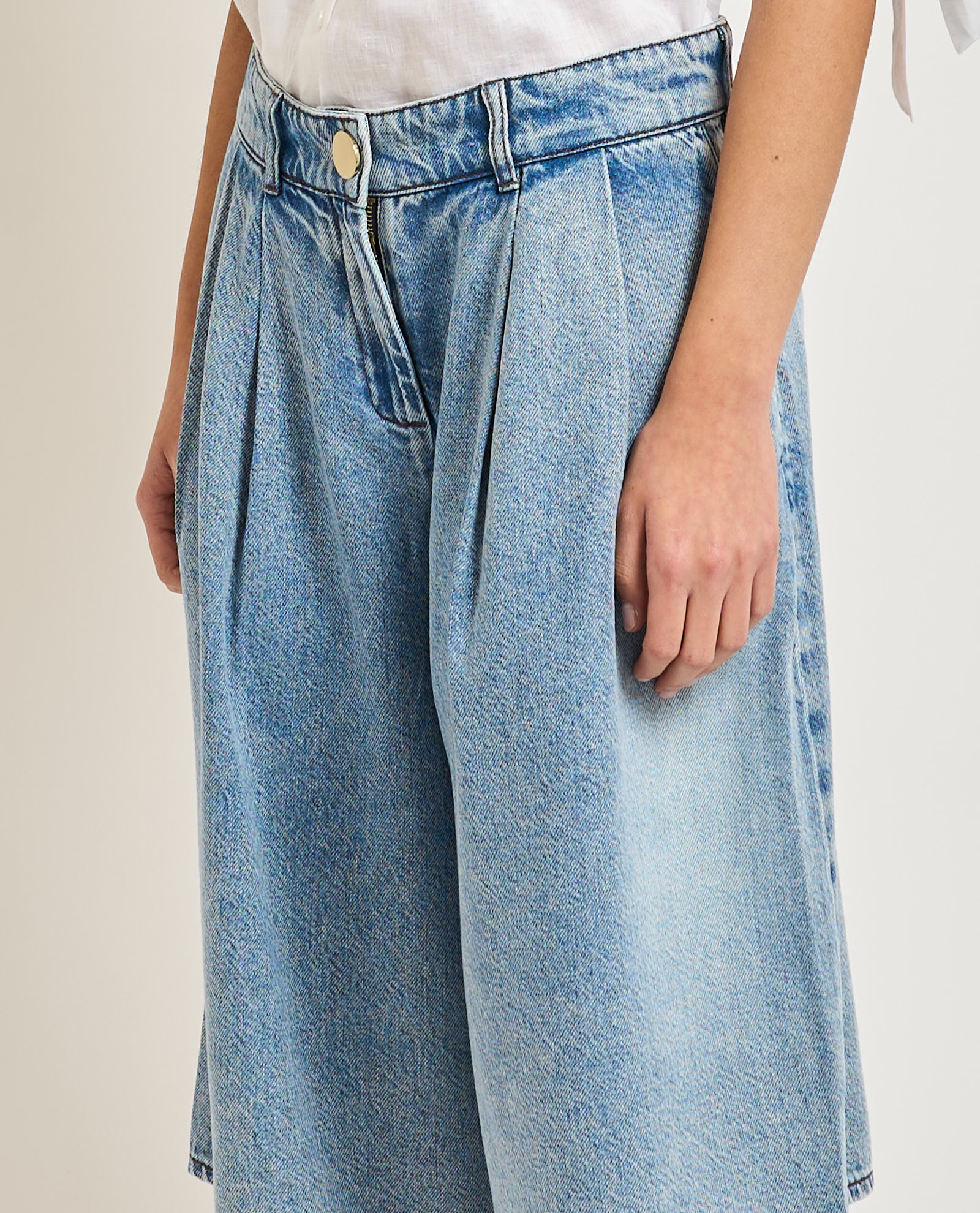 Pantalone corto bermuda donna Armani exchange ARMANI EXCHANGE Abbigliamento e accessori > Abbigliamento - dettaglio 2